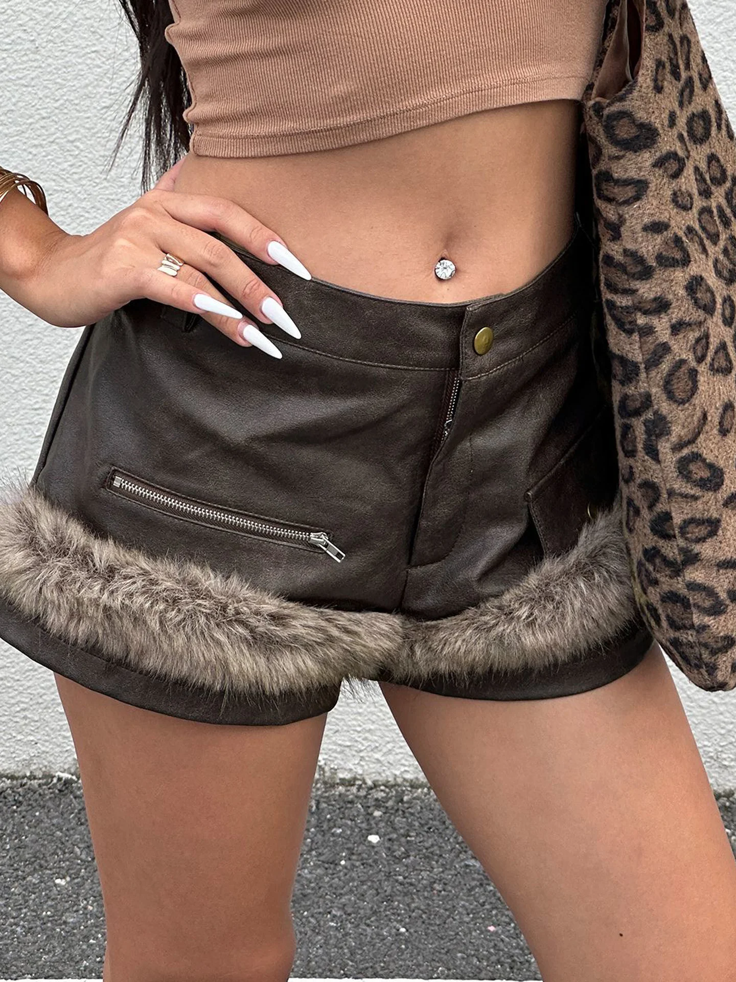 

Женские летние шорты из искусственной кожи с низкой талией, прямые, утягивающие живот, удлиняющие ноги, широкие, для похудения