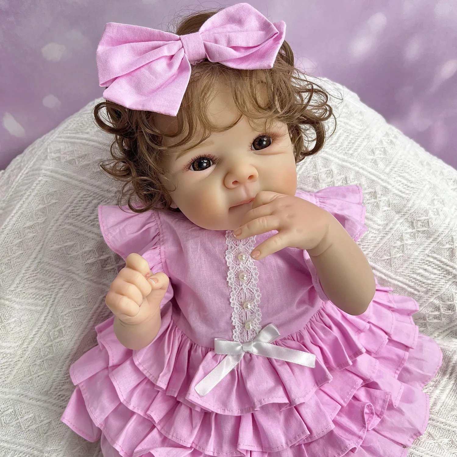 Bambola Reborn Addormentata BZDOLL 48CM, Giocattolo da 19 Pollici con Arti in Vinile e Corpo in Stoffa, Regalo di Compleanno Realistico e Fatto a Mano per Ragazze