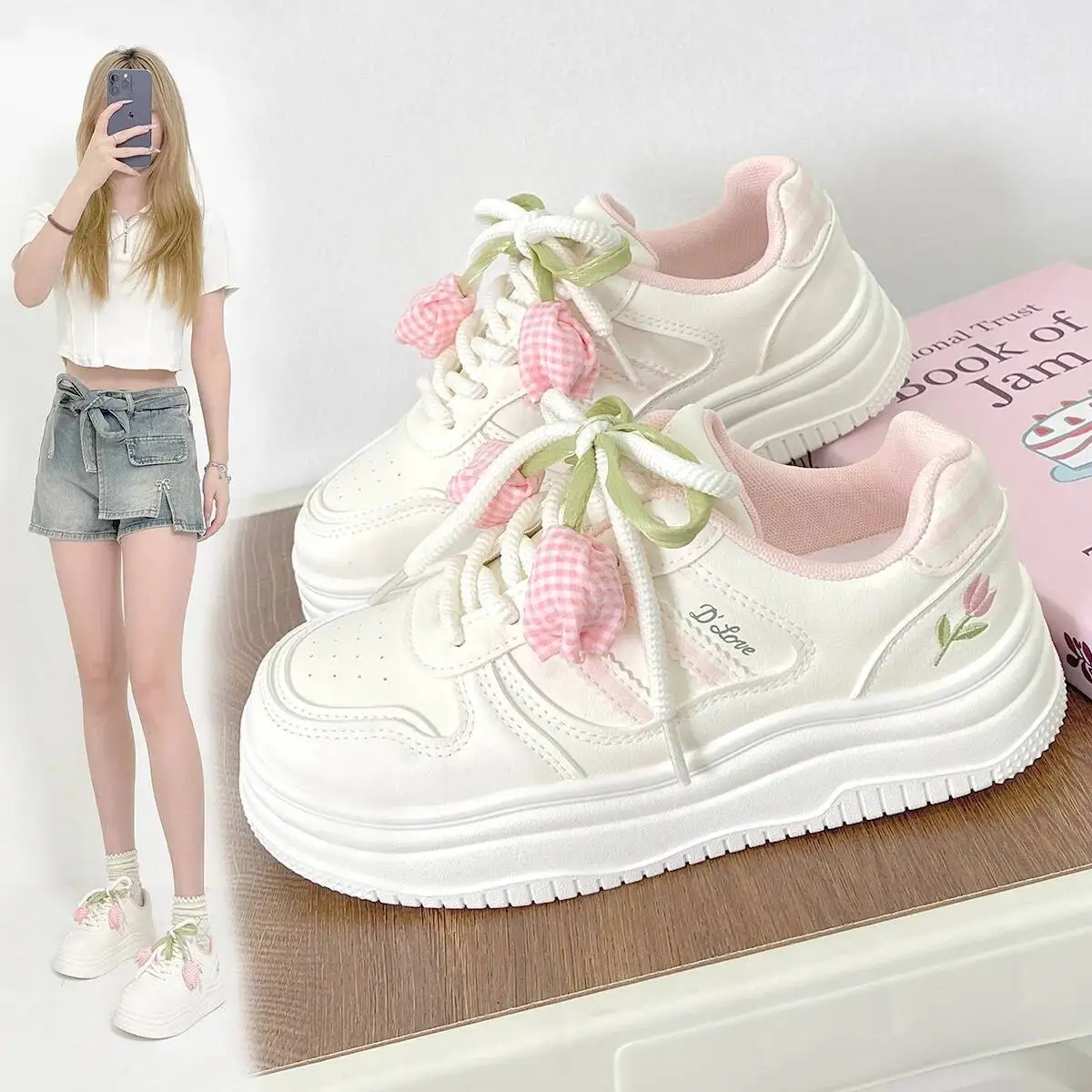 

White Leather Casual Sneakers For Women - Korean Cute Platform, Student Casual, Height-Boosting, Versatile Sports Shoes