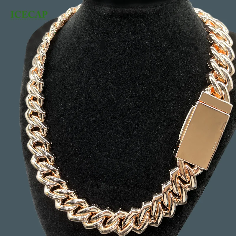 Customization Full Iced Out Moissanite Diamond 925 Silver Cuban Link Chain Baguette Round Moissanite Hiphop Cuban Necklace