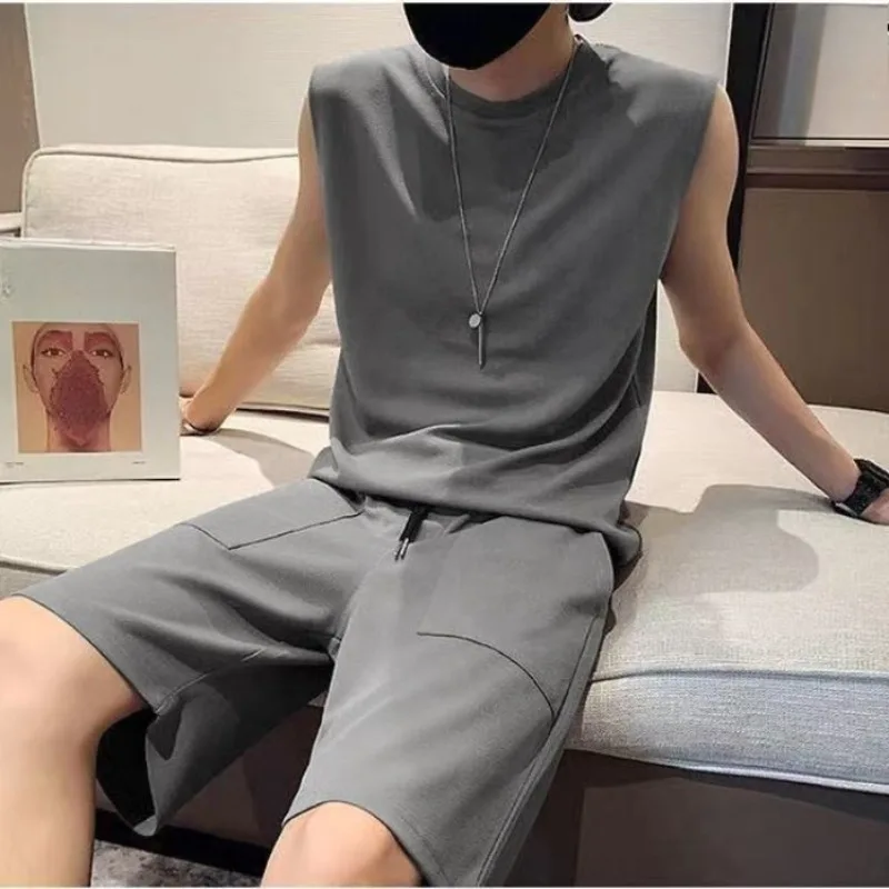 

​Men's Fashion Sport Two Piece Set Summer Solid Color Sleeveless Shorts Cool Comfort Fit​