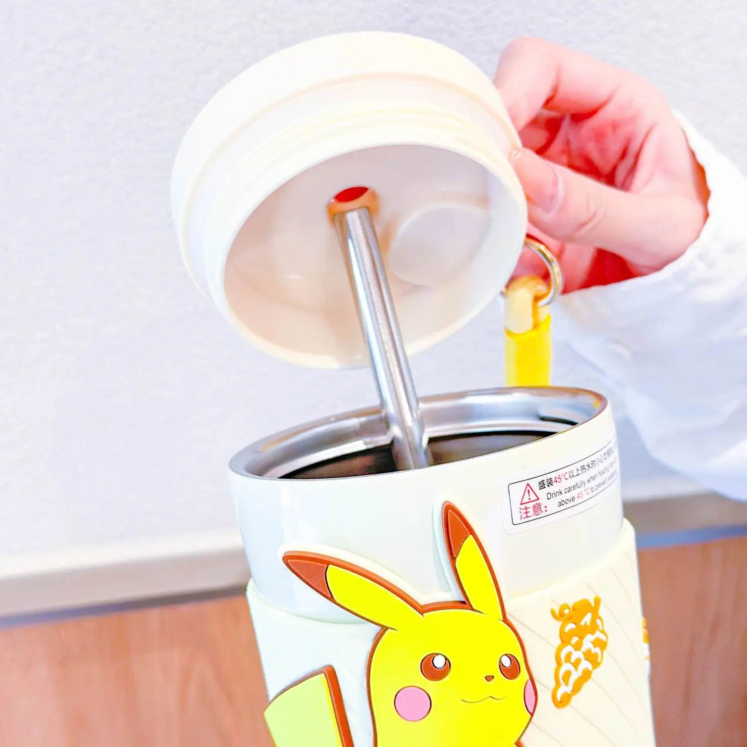 2025 New Pikachu Water Cup Children's Insulated Large Capacity Cartoon Straw Cup 316 Stainless Steel Coffee Portable
