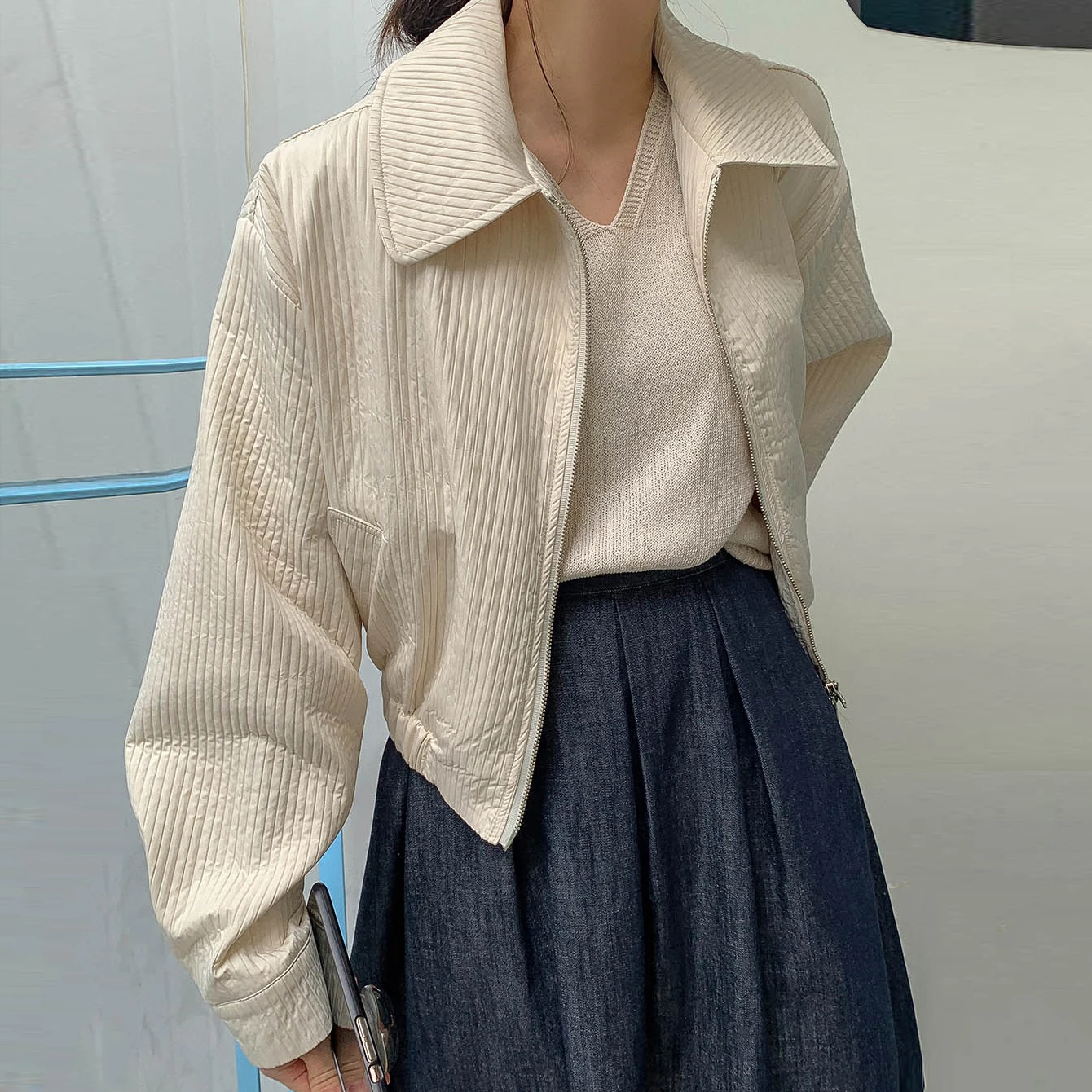 

Korean Version Simple and Versatile Lapel Zipper Short Jacket 2025 Autumn and Winter New Jacket