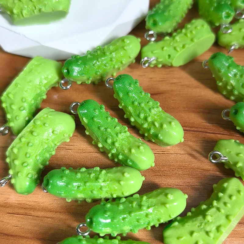 10 Uds. De Mini dijes de resina de pepino, colgante de comida vegetal de simulación plana para pendiente, pulsera, fabricación de joyería DIY