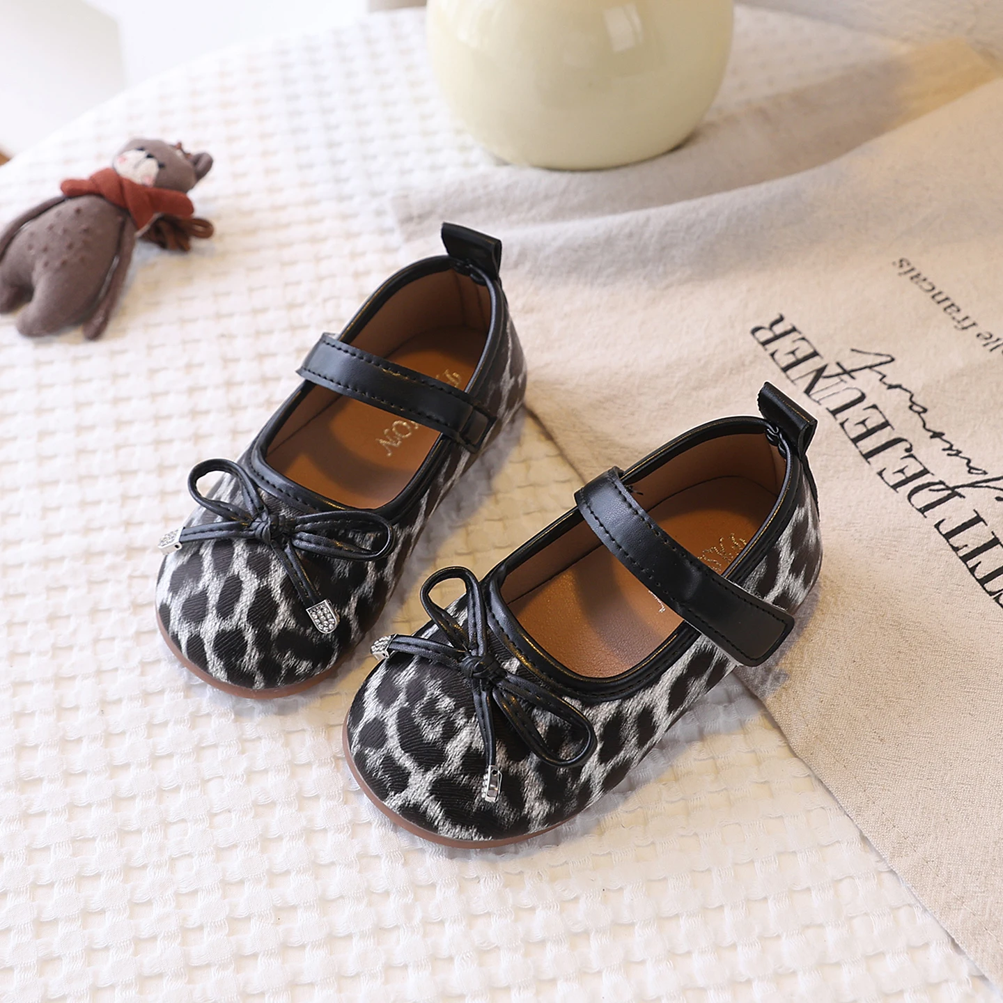 Toddler Girls Leopard Print Mary Jane Shoes, Cute Bow Decor Princess Flats, Non-Slip Soft Sole Little Kids Dress Shoes