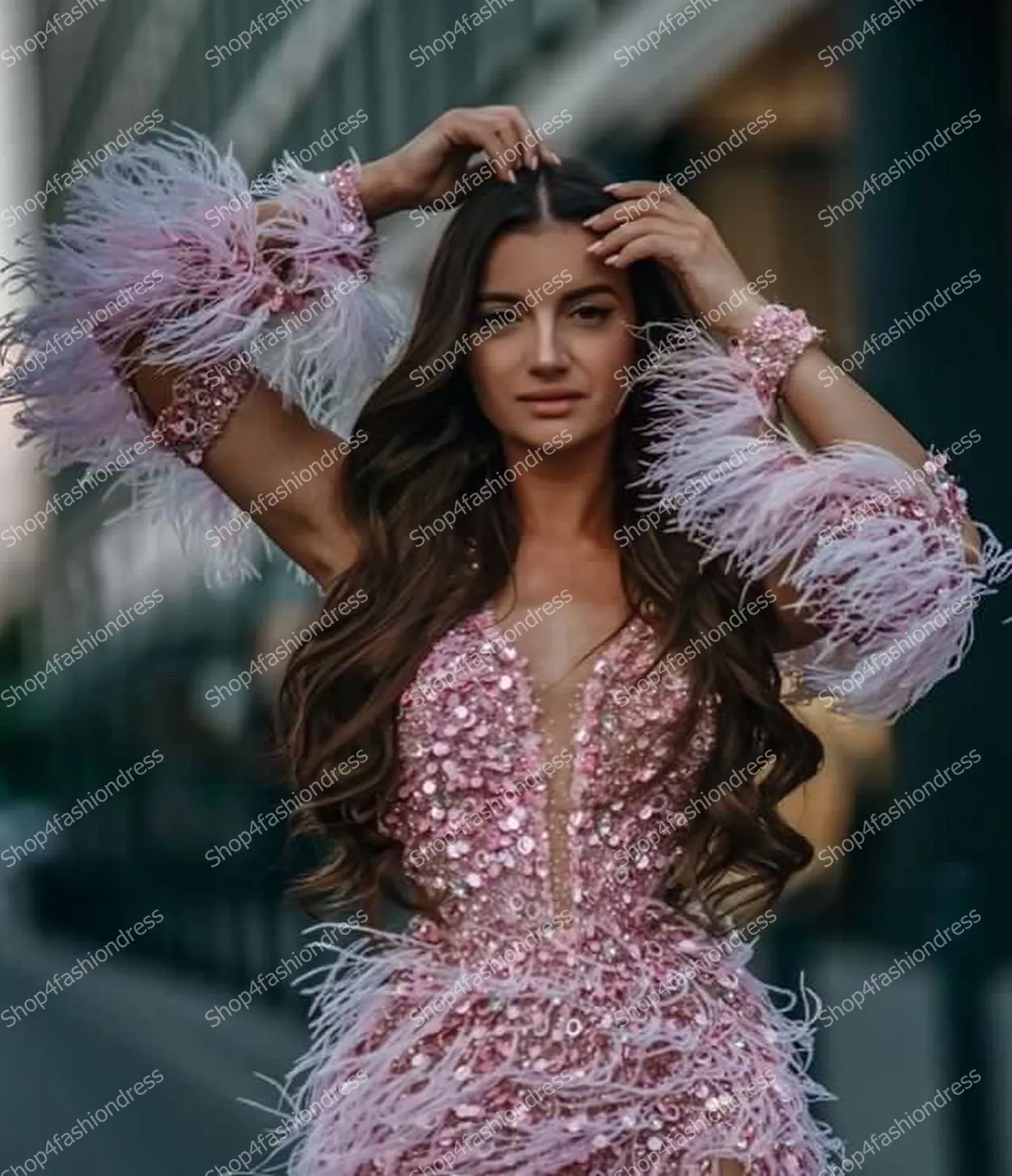 Shiny Pink Feathers Beading Prom Party Dresses Full Sleeves V Neck Mini Cocktail Dress Sexy High Split Glitter Celebrity Gowns