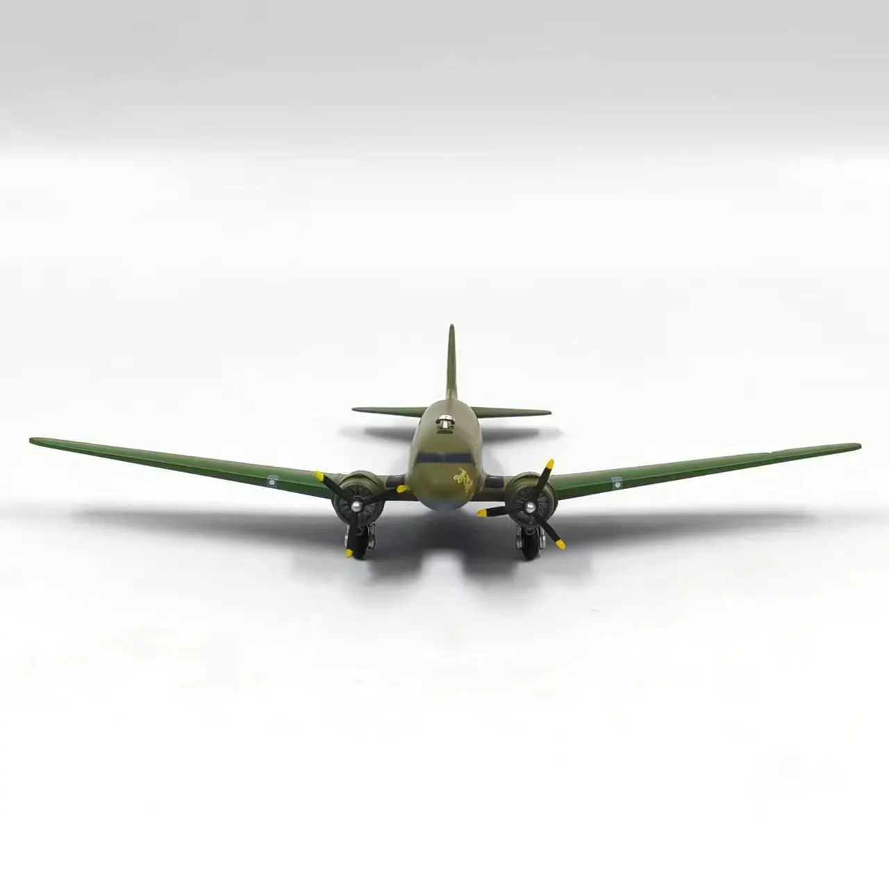 Diecast 1:200 Plane Model US Air Force Douglas C-53 41-20095 Simulation Alloy Aircraft Model Gift Hobby Collection Ornament