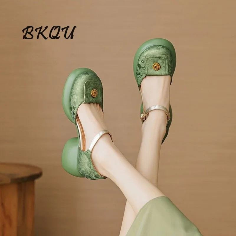 BKQU 2024 Round Head Single New Chinese Style Embossed Soft Leather Hollow Head One Line with Sandals Fashion Thick Sole Heel