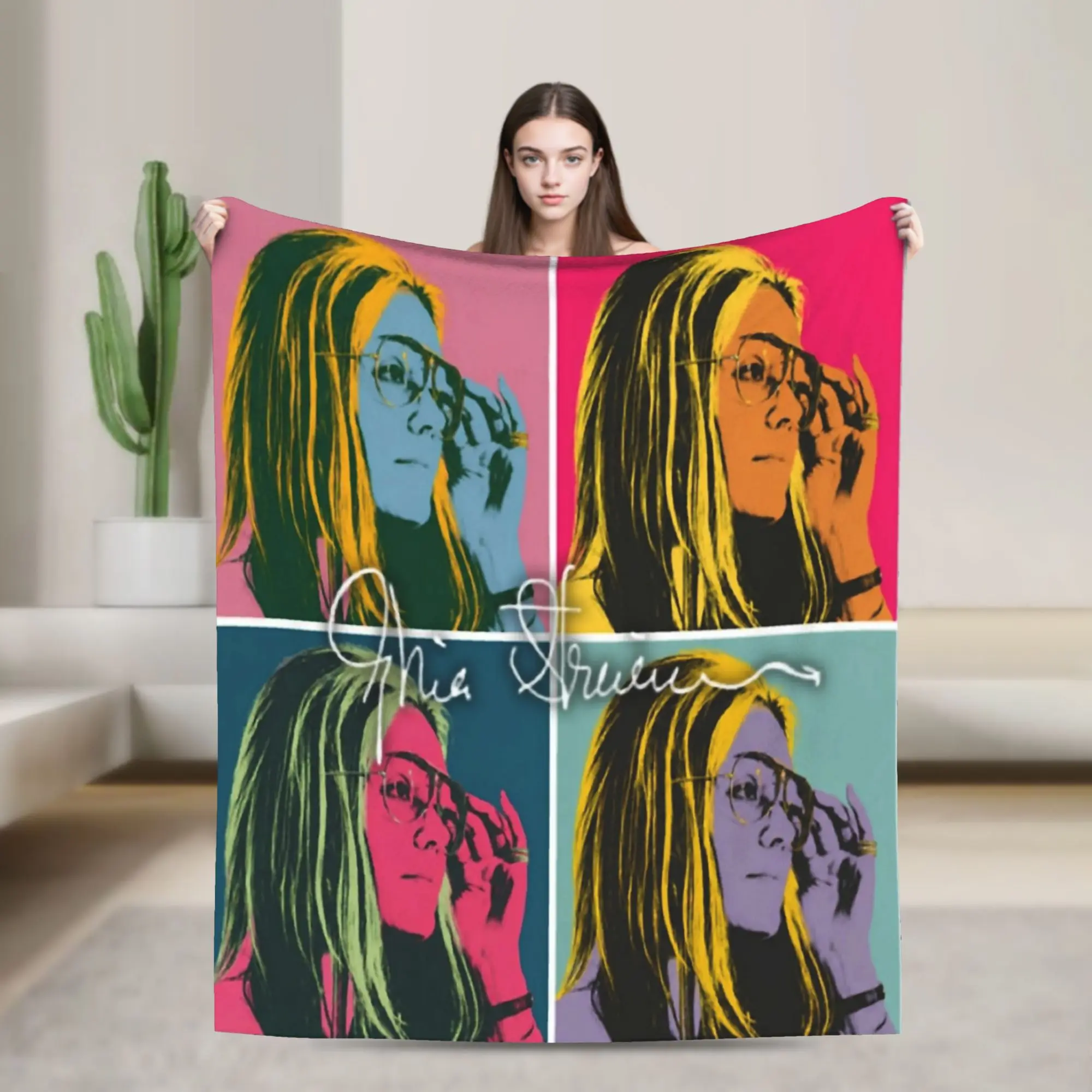 RIP Gloria Steinem  Merch Blankets Ultra-Soft Flannel  Throw Blankets Cozy Bedspreads
