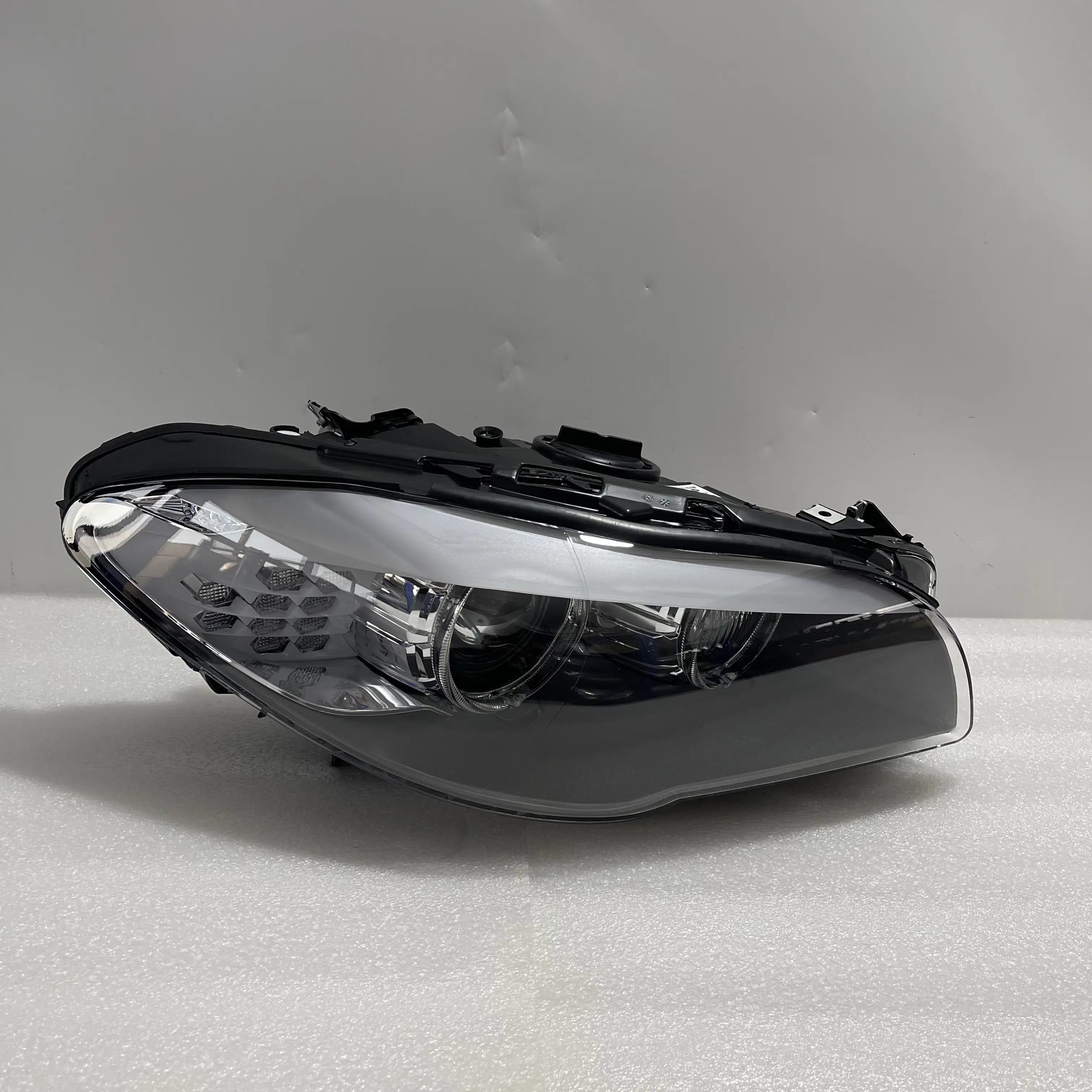 Remanufactured Bi-Xenon Headlight with AFS AHL, Left & Right for BMW 5 Series F10 F18 2011-2013, 63117271907 63117271908
