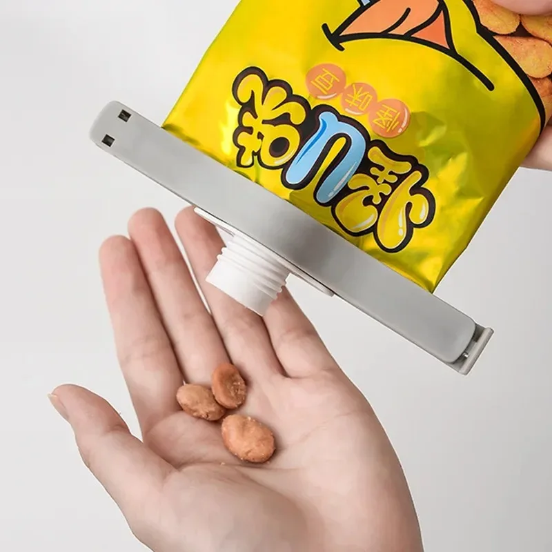 

Seal Clamp Coffee Package Storage Clip With Lid Kitchen Accessories Food Fresh Tools Seasoning Sealing Clip Condiment Snack Bag