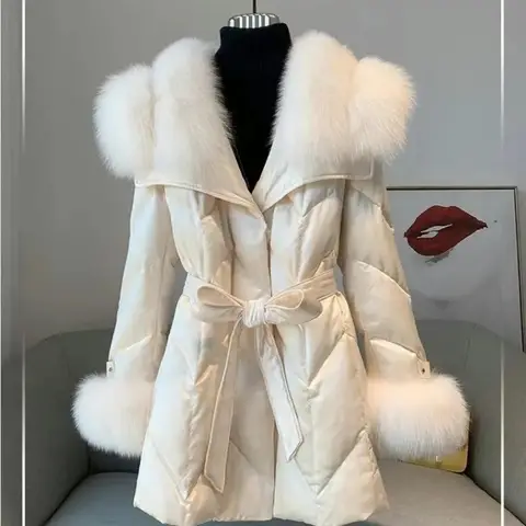 여성 화이트 오리 다운 코트 모방 여우 모피 칼라 여성 긴 아웃웨어 두꺼운 따뜻한 파카 패션 새로운 겨울 재킷