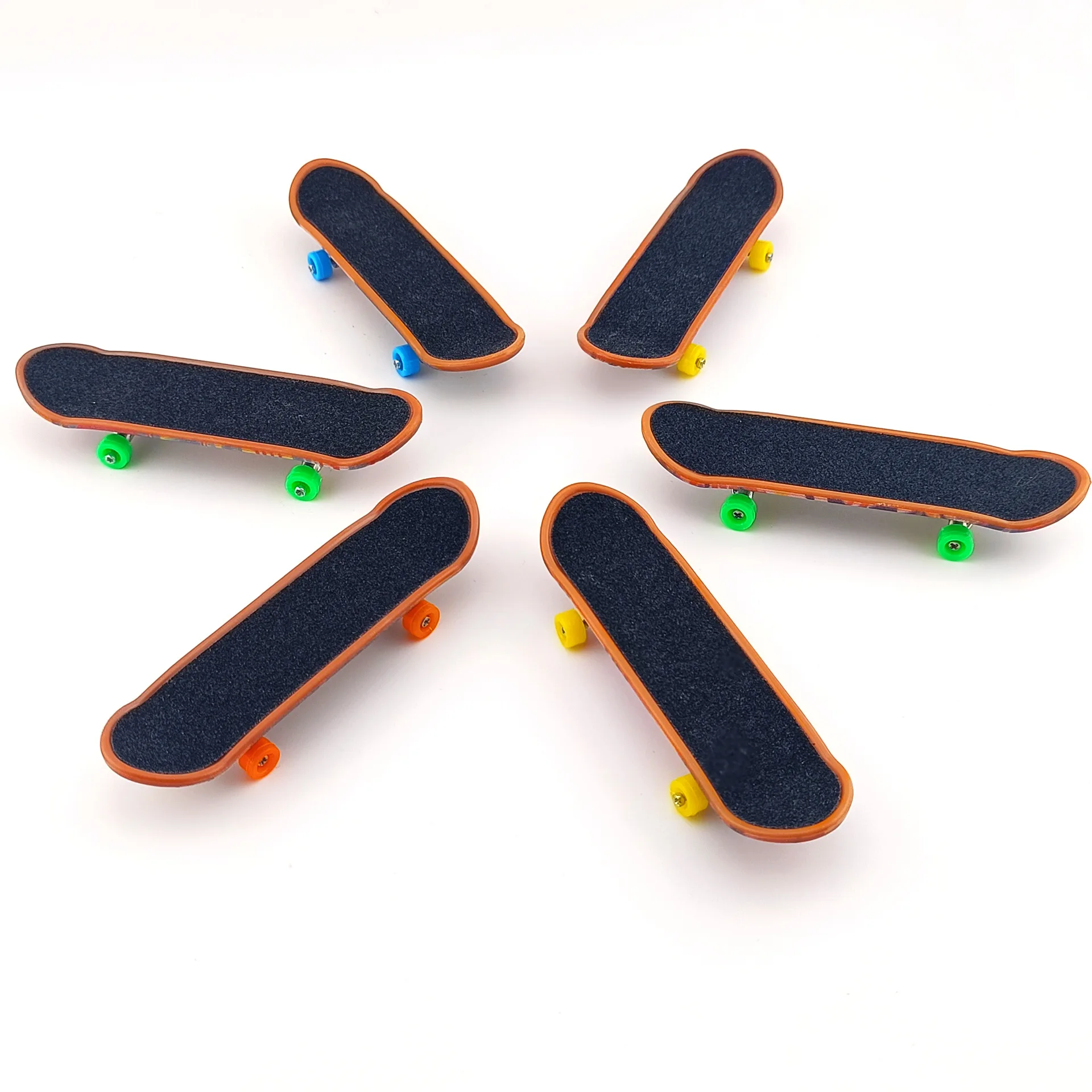 5 pz/borsa Finger Board Puzzle Sport Mini Gioco Da Tavolo Punta Delle Dita Skateboard Ragazzi E Ragazze Alleviare Lo Stress Bomboniere Di Compleanno