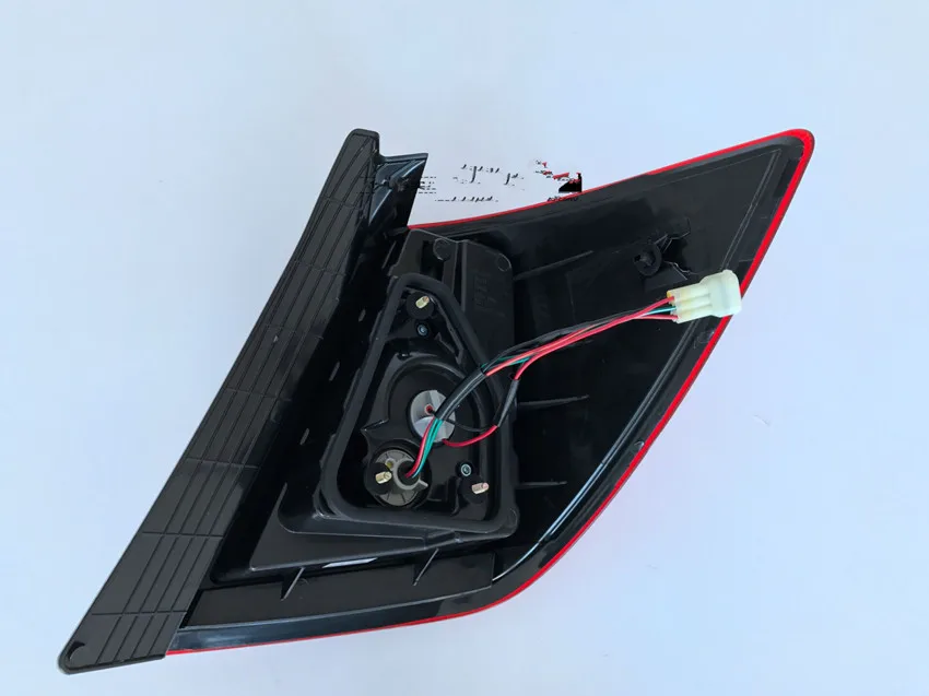 Original Auto parts High quality Rear combination light assembly for lifan X60 OEM:S4133300 S4133400
