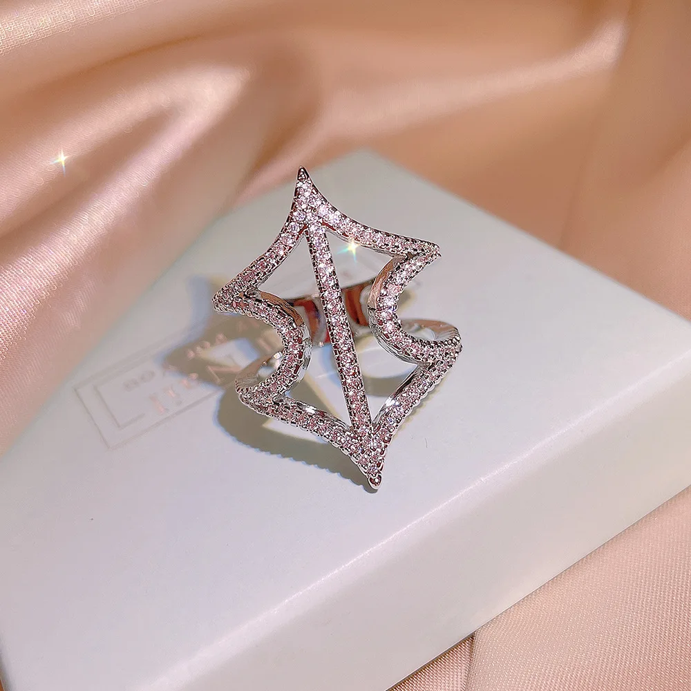 

NEW Unique Openwork Arrowhead Wavy Diamond Couple Ring For Women Geometric Zircon Halloween Gift Banquet Jewelry Wholesale