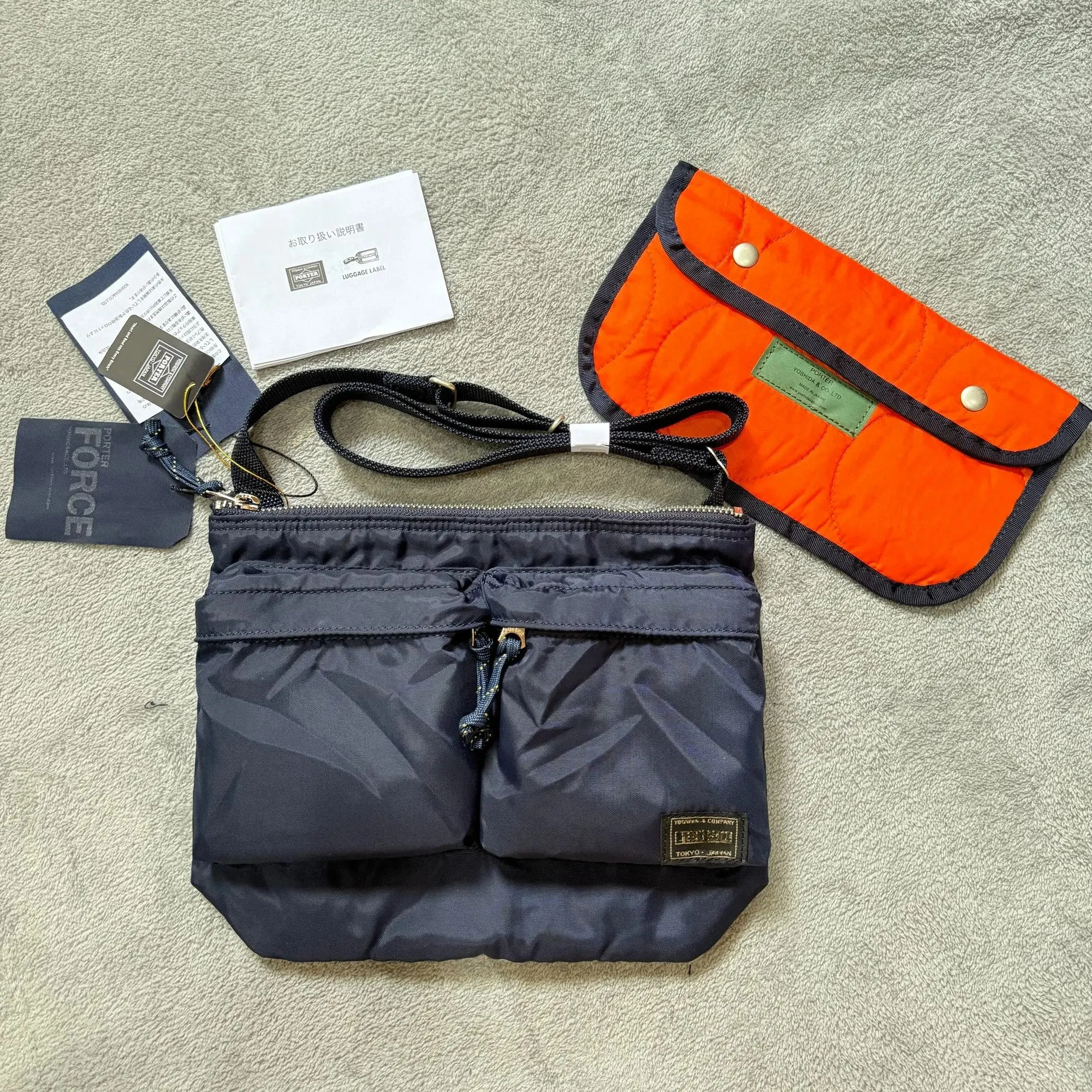 

Men Portable Sports Crossbody Bag Large Capacity Waterproof Casual Messenger Shoulder Bag for Daily Travel Outdoor