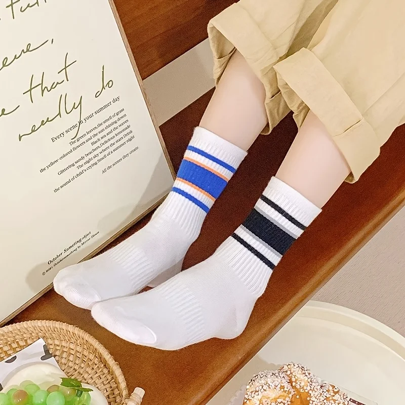 

5Pairs Women's Mid-Crew Socks, Striped & Solid Knitted Sports Socks, Warm Winter Socks for Daily Wear