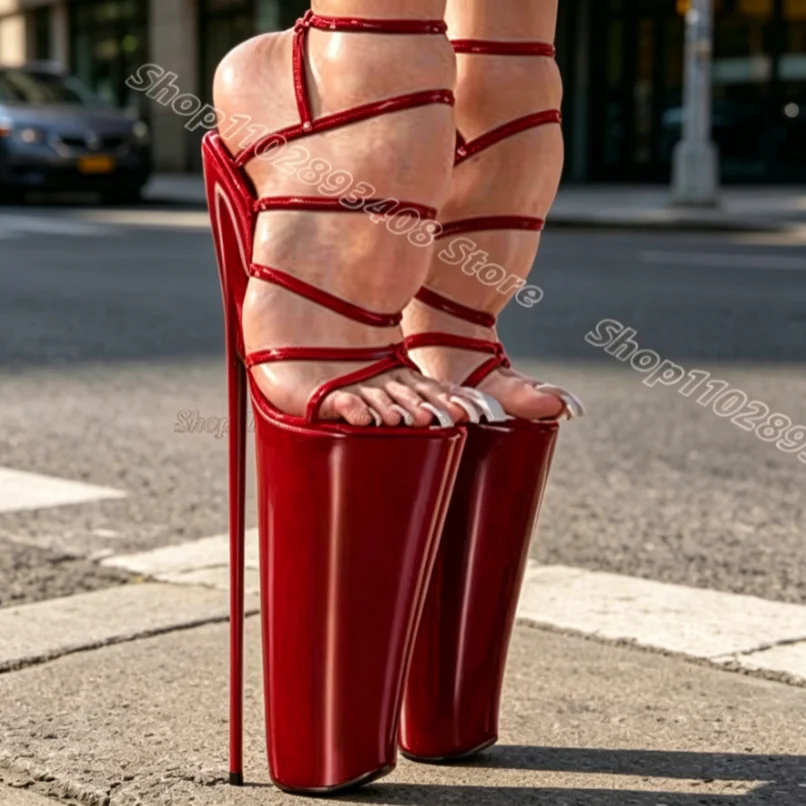 Rote Knöchelschnallen-Sandalen mit hohem Plateau, 30 cm, offener Zehenbereich, britischer Stil, modisch, prägnant, Party-Damen-Sandalen, sexy Sandalen, Zapatos Para Mujere