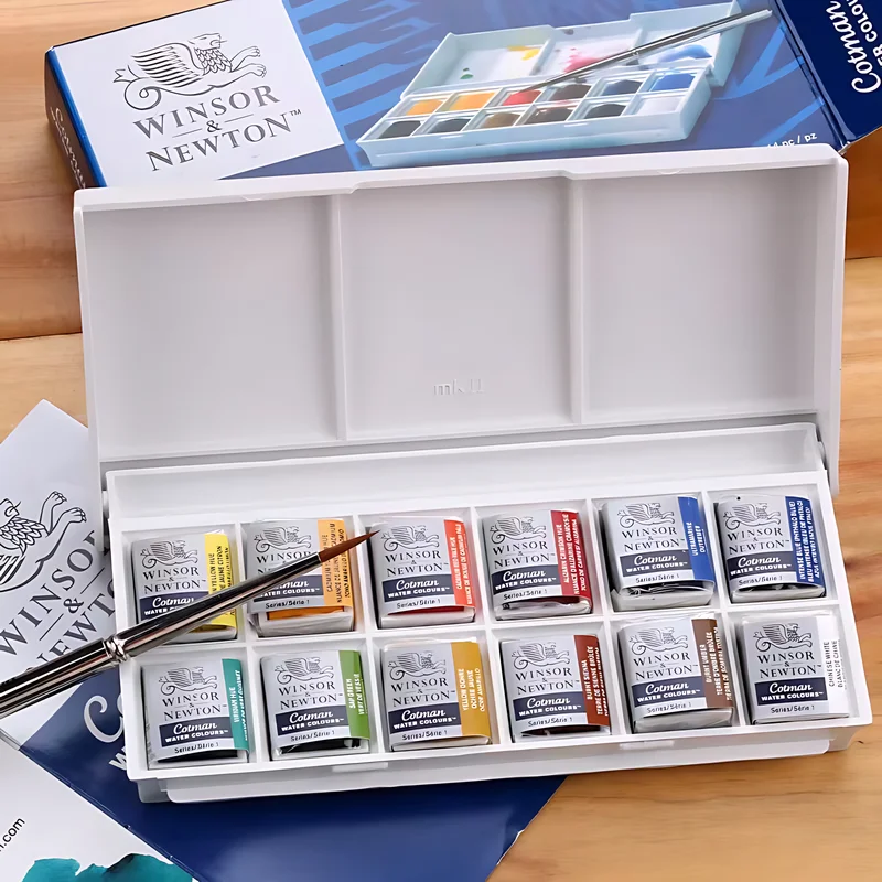 Imagem -01 - Winsor e Newton-algodão Portátil Viagem Aquarela Escovas 12 Cores Sólidas Pintura Esboço Meia Paleta Pan Art Supplies winsor e newton algodao portatil viagem aquarela escovas 12 cores solidas pintura esboco meia paleta pan art supplies 01
