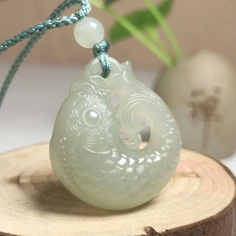 

Подвеска в виде карпа с натуральным сапфиром, модные украшения