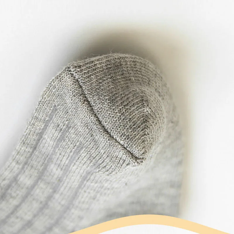 Chaussettes longues tricotées en coton doux pour bébé, chaussettes hautes pour enfants, chaussettes à rayures mignonnes pour tout-petits, bébés garçons et filles, 3 paires