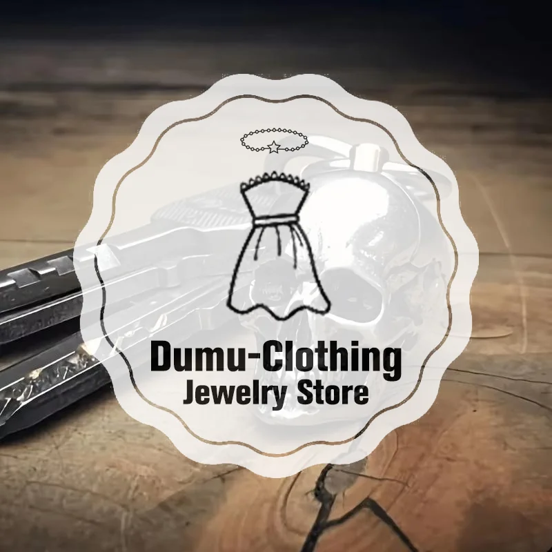 Men's Retro Keychain Metal Gothic Shark Keychain Exquisite Street Style Design Durable Metal Texture Keyring