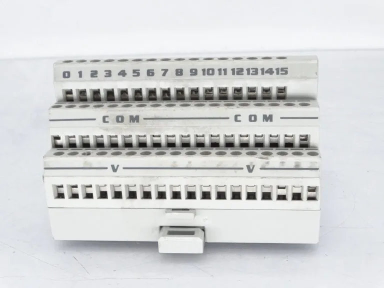 

Б/у 1734-TB3S для модуля ввода-вывода Allen Bradley 1734-TB3S POINT