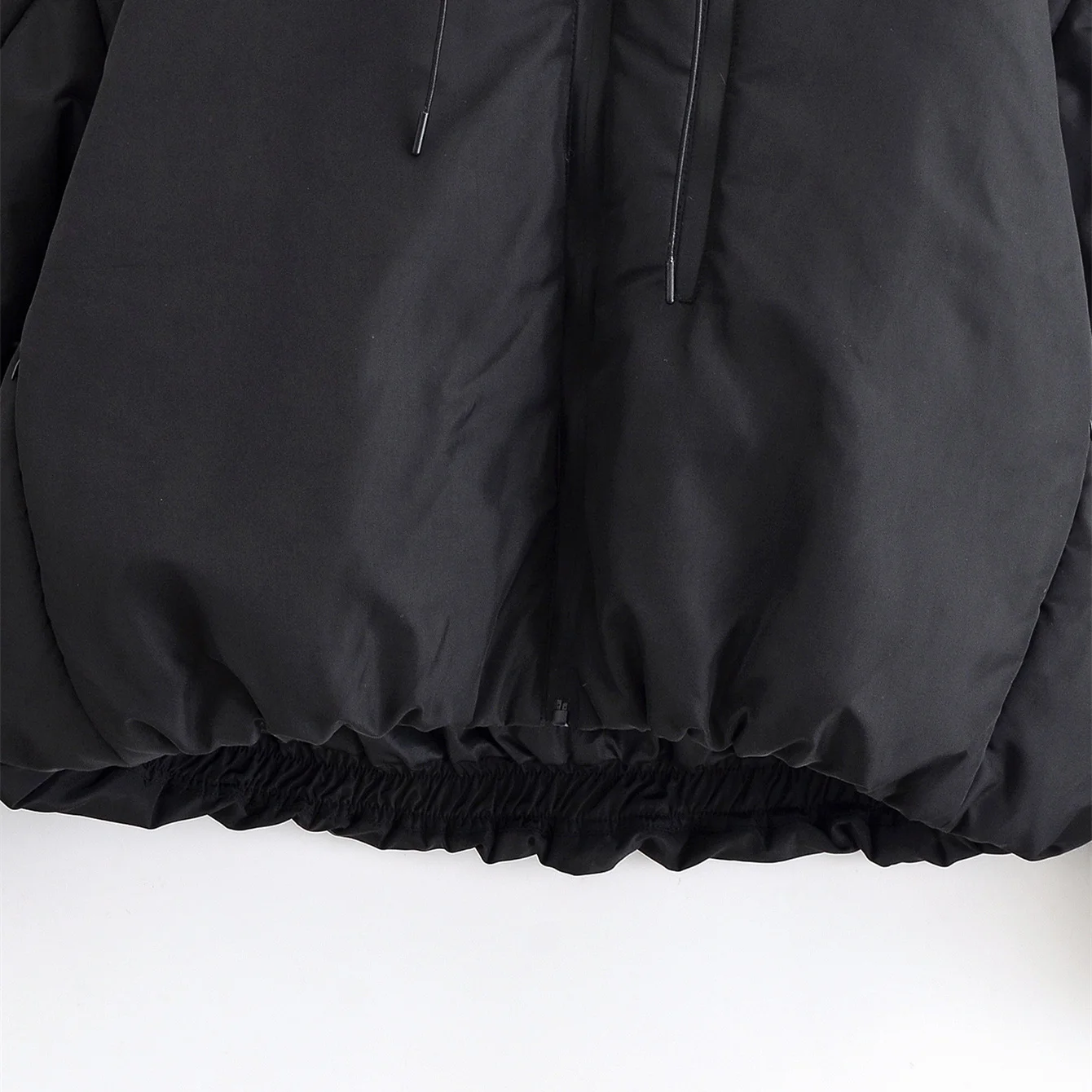 2025 شتاء جديد المرأة موضة عادية بسيطة متعددة الاستخدامات فضفاضة الحضرية وظيفية نمط مقنعين سترة قطن بأكمام طويلة