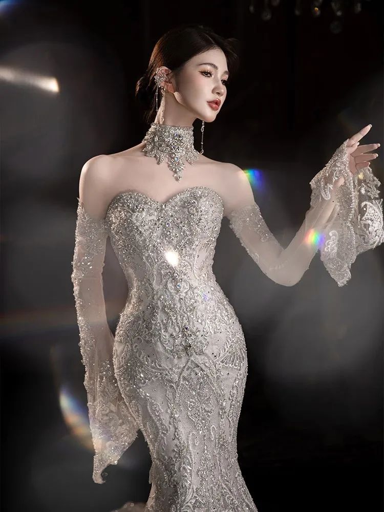 

A new strapless light luxury fishtail dress with tulle tail for going out