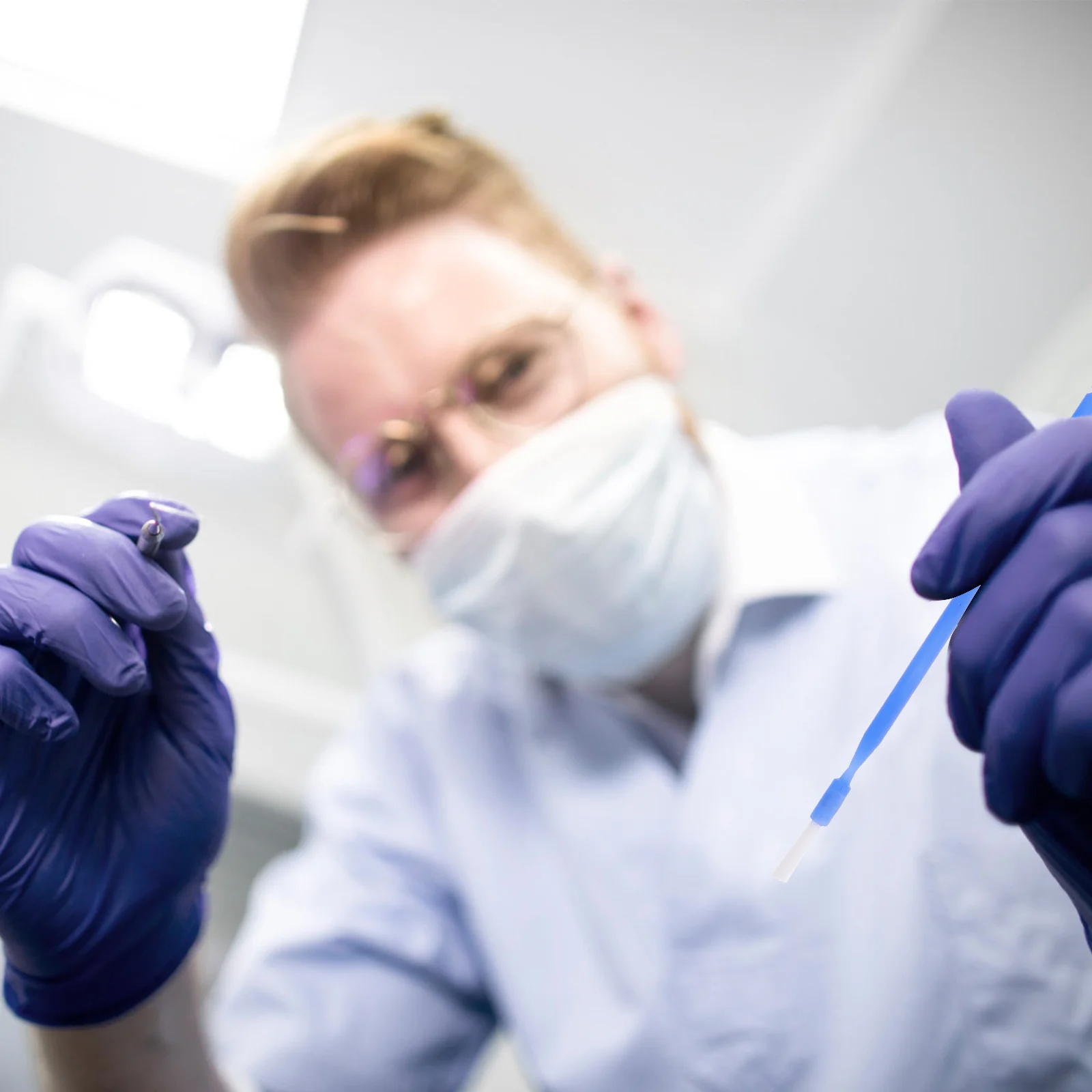 100 قطعة من أداة توزيع الفلورايد للأسنان، فرشاة قابلة للانحناء، أداة توزيع الأسنان للتنظيف