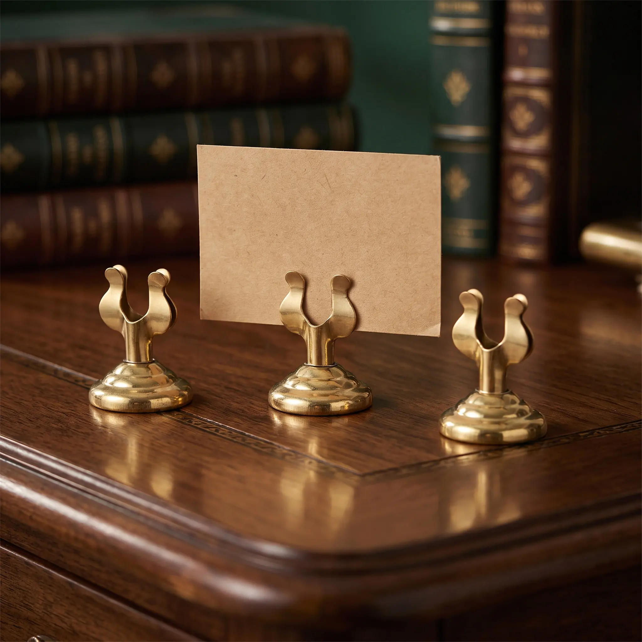 Metal Table Numbers Holders U Shape Decorative Note Clip Set for Wedding Birthday Party Hotel Table Display Stand Photo Stand