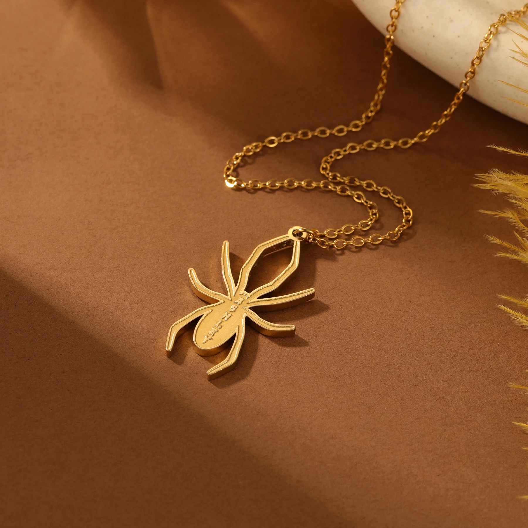 

Personalized Spider Necklace with Name Custom Made Spider Name Pendant Deeply Carved Name Jewelry Valentine's Day Gifts for Men