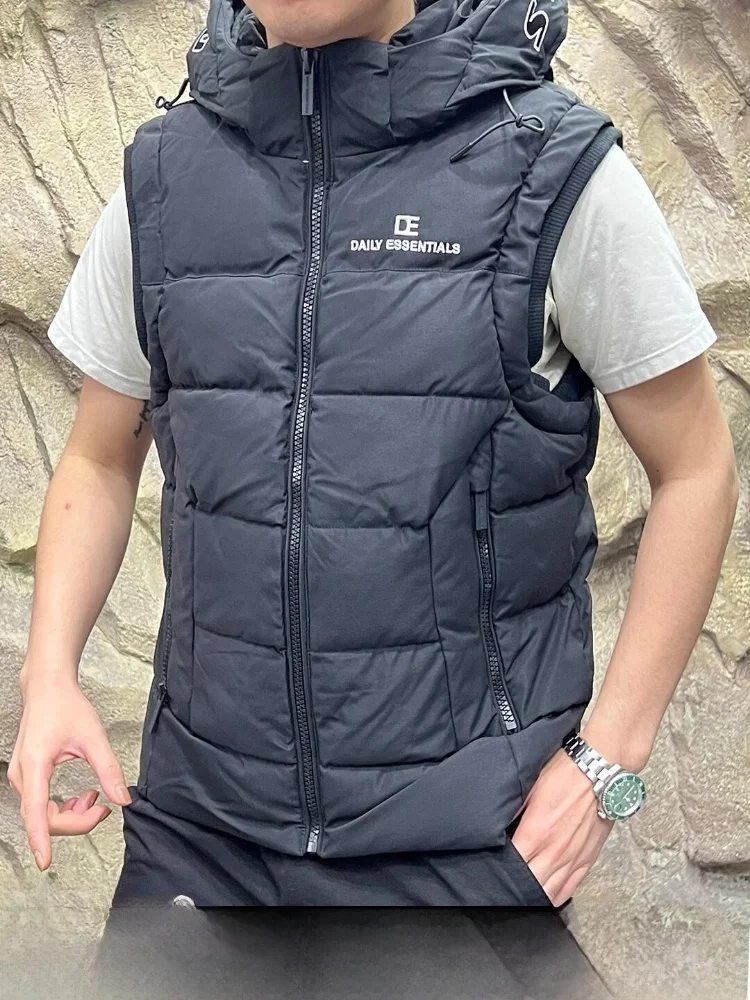 

Thickened Winter Cotton Vest for Men Casual Embroidered Stand Collar Detachable Hat Youth Fashion Standard Fit Polyester Fiber