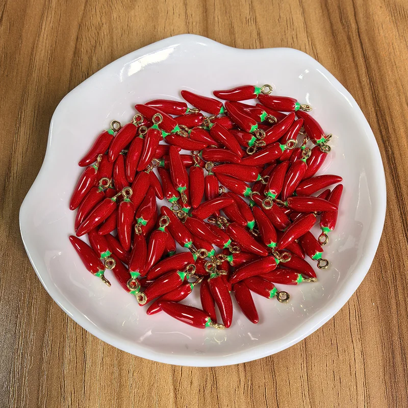 50 قطعة/الحزمة السائبة بالجملة الفلفل الأحمر سبائك المينا سحر مقلد الخضار سوار القرط قلادة DIY بها بنفسك صنع المجوهرات #3