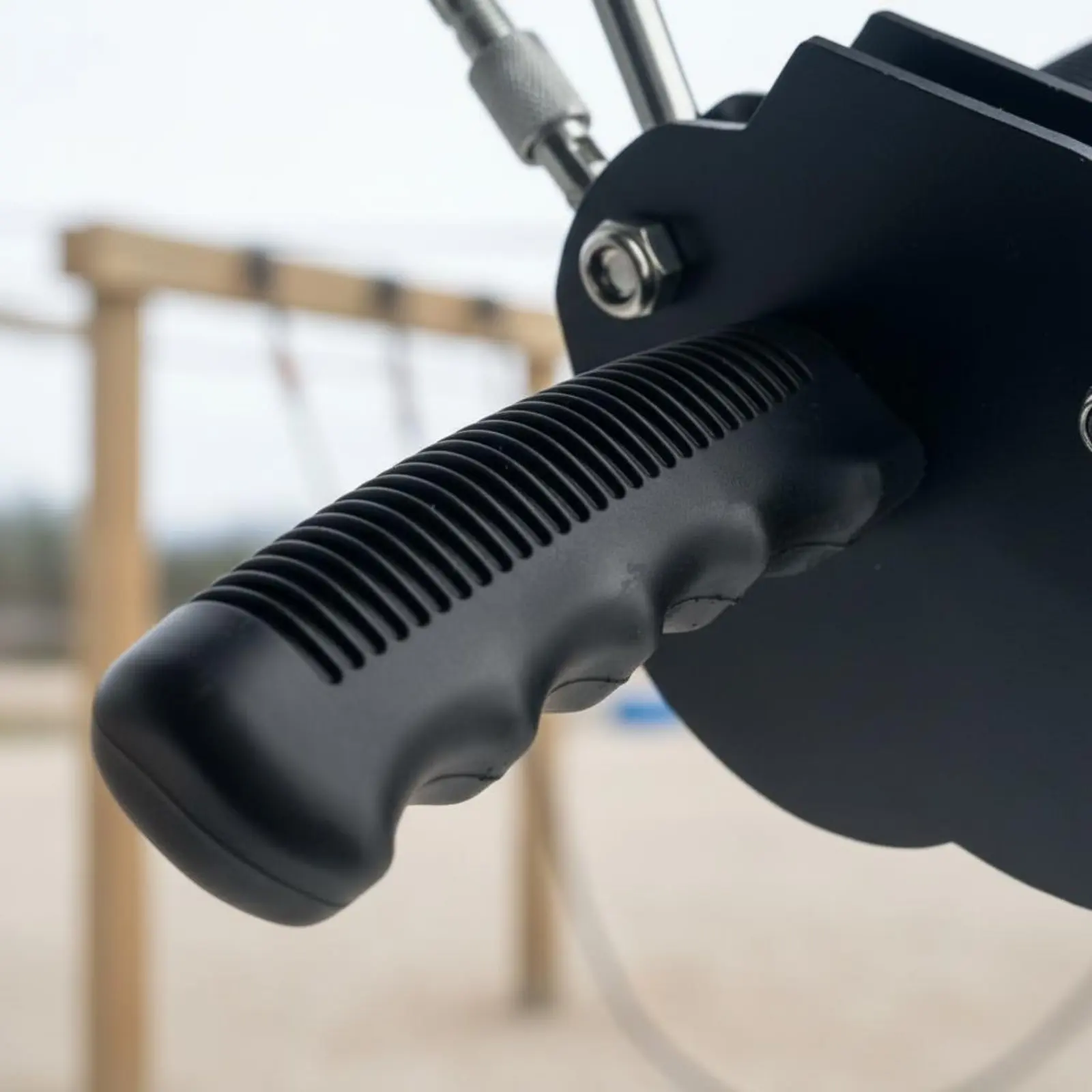 polia-deslizante-para-cabos-com-corpo-metalico-carrinho-para-cabo-de-aco-polia-para-zipline-com-alca-e-rodas-com-rolamentos-equipamento-para-exterior-em-aco-inoxidavel