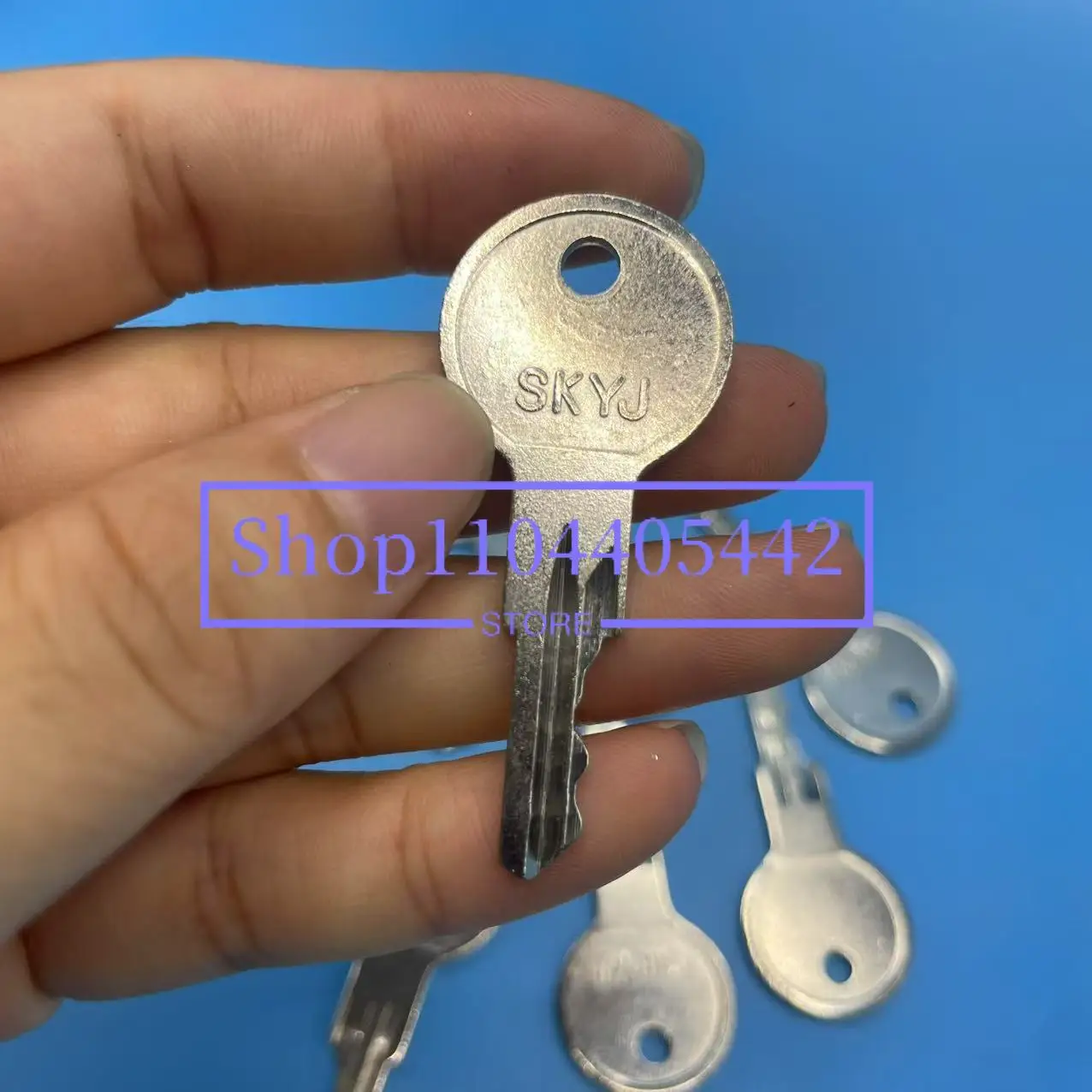 1/5/10PCS SKYJ Keys ELI80-0108 SKYJ-Key Compatible with Link Belt Compatible with SkyJack Compatible Terex