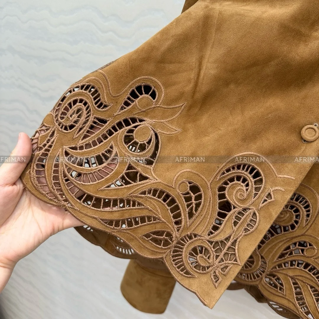 Camicia da donna in pelle di agnello scamosciata Top con decorazione ricamata scavata