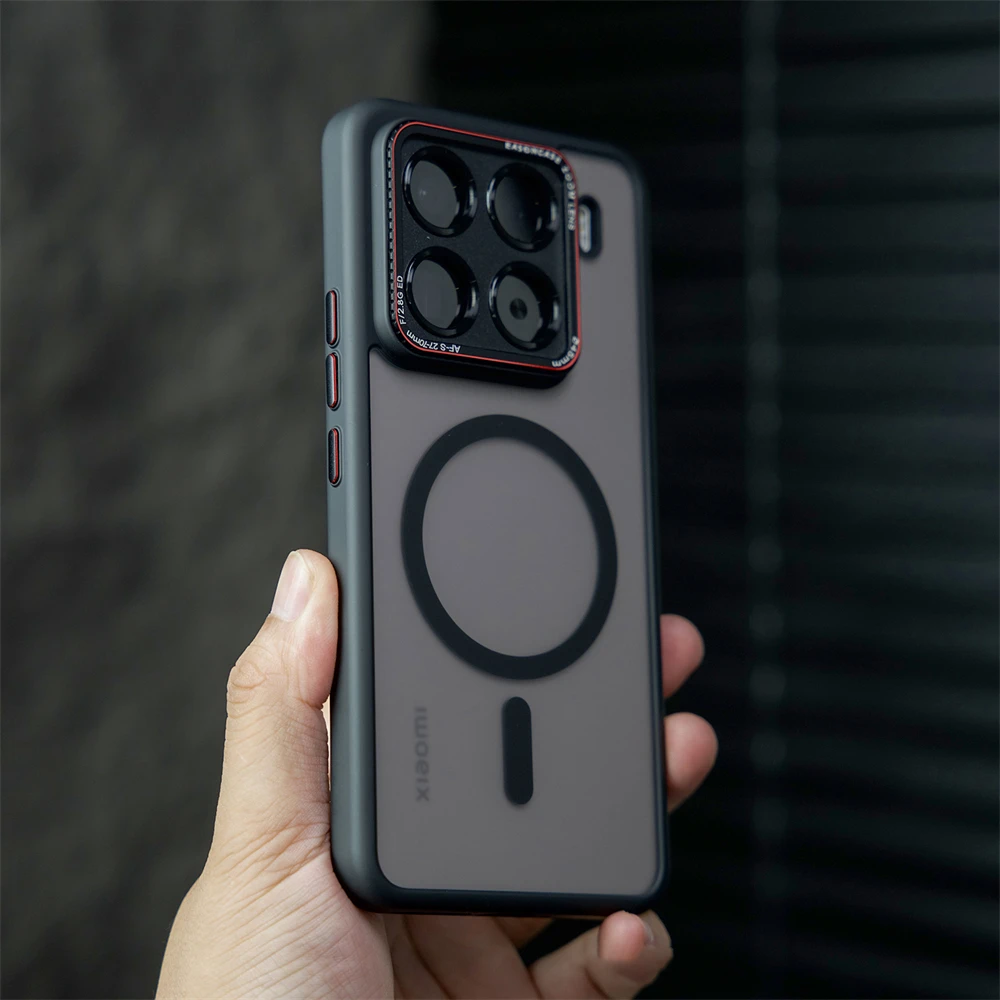 حافظة شفافة مغناطيسية فاخرة غير لامعة لهاتف Xiaomi 15 14 Pro Mi 15Ultra لهاتف Magsafe غطاء حماية كامل للعدسة