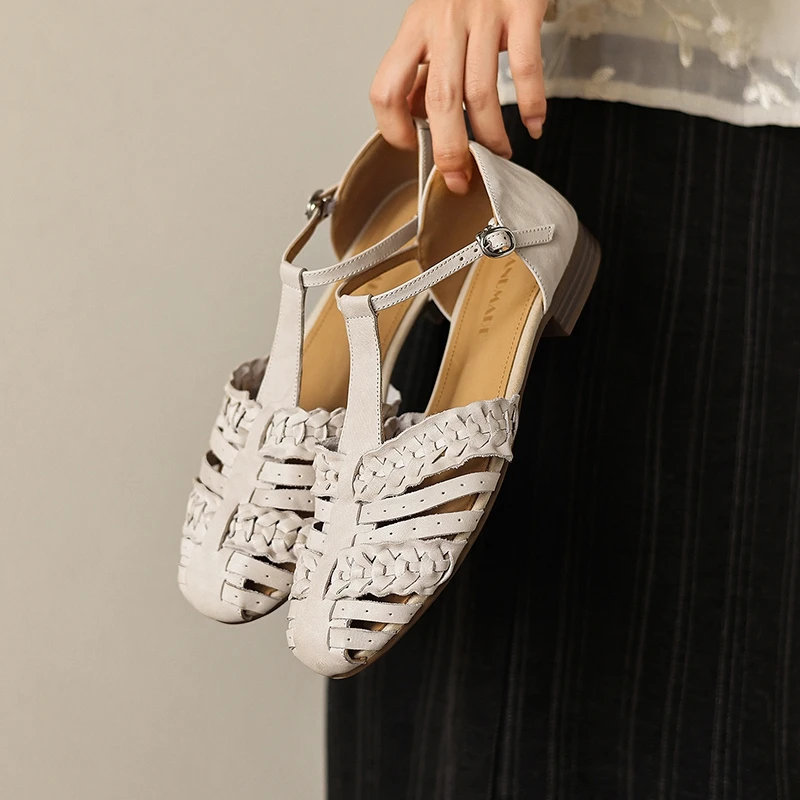 Women's new summer leather cowhide round toe loose grip low heel toe hollow breathable Roman shoes fashion shoes sandals