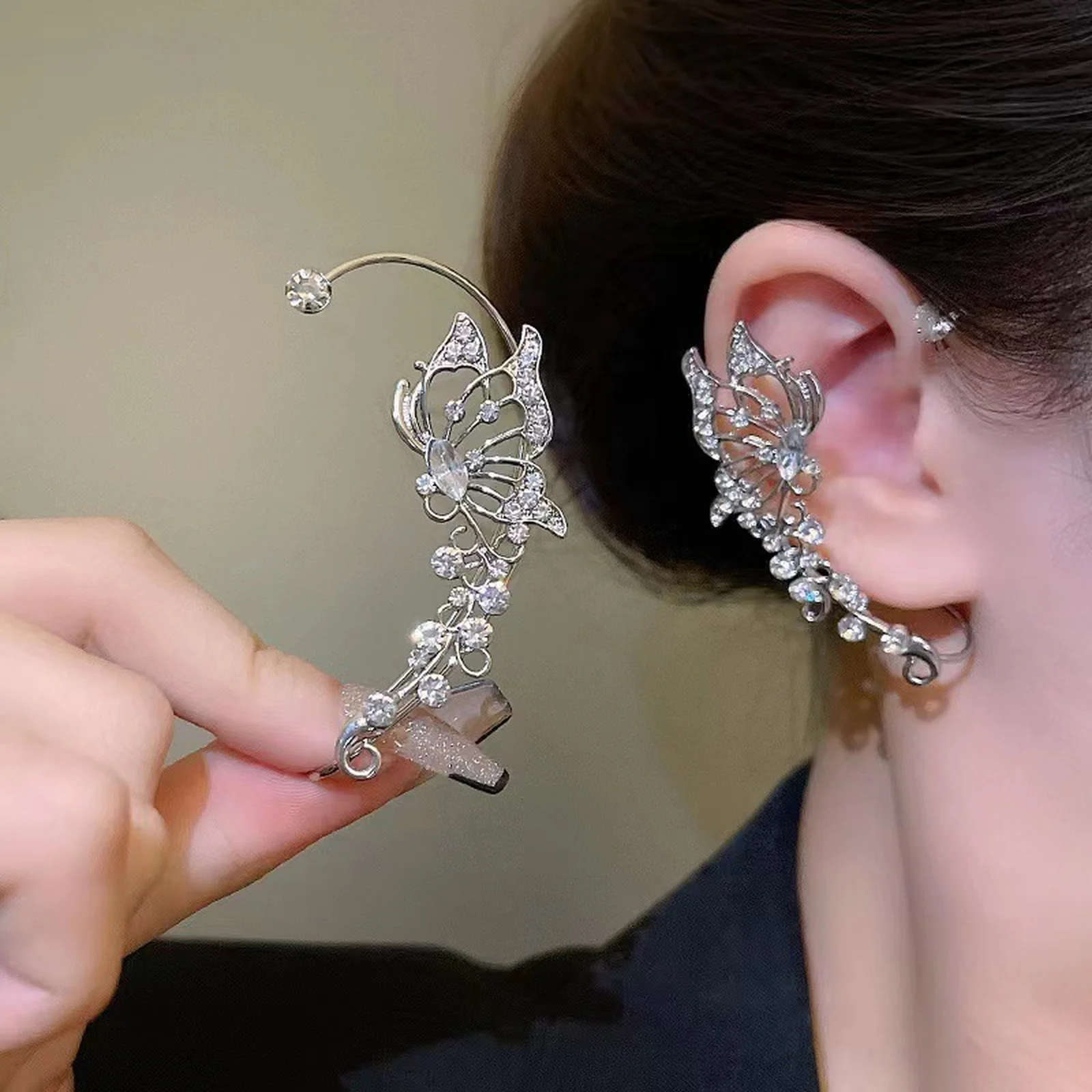 Boucles d'oreilles manchette papillon en zircon blanc, forme C, design ajouré, bijoux de mariage de luxe léger, cadeaux