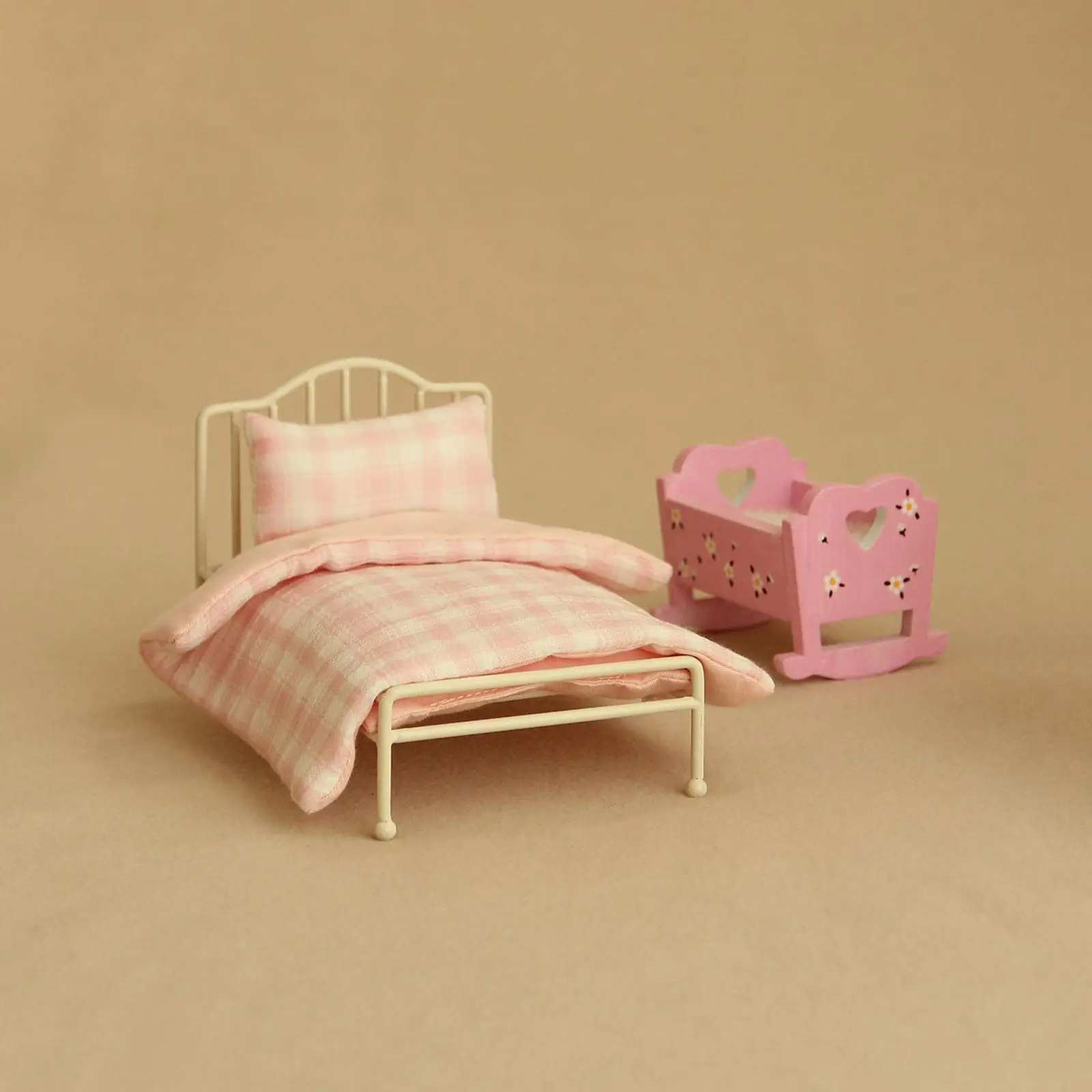 Cama en miniatura para casa de muñecas, muebles para casa de muñecas 1:12