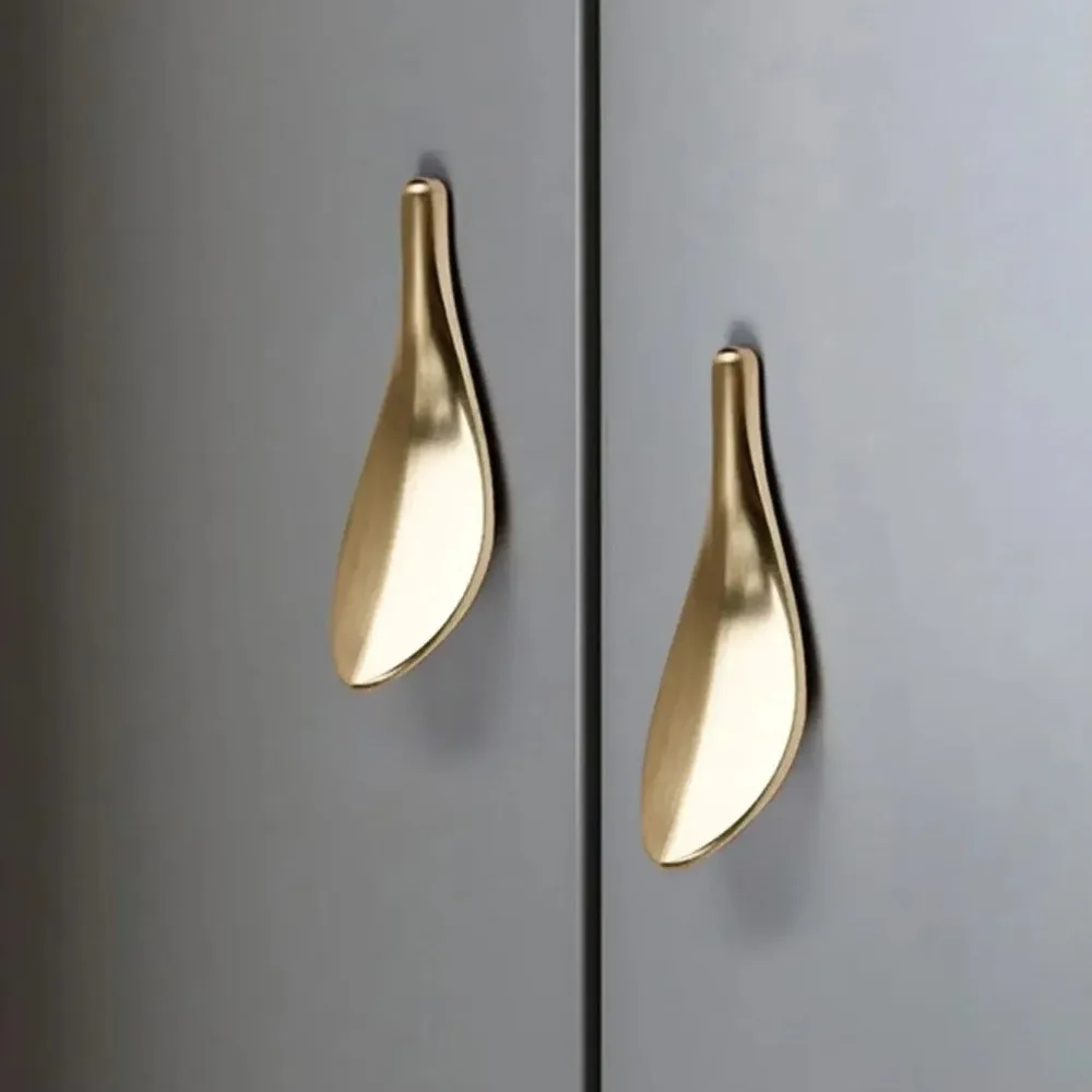 Golden Leaf Design Cabinet Handle Metal Finish Loquat Leaf Shape Wardrobe Knob Handle Decorative Creative Cabinet Hardware