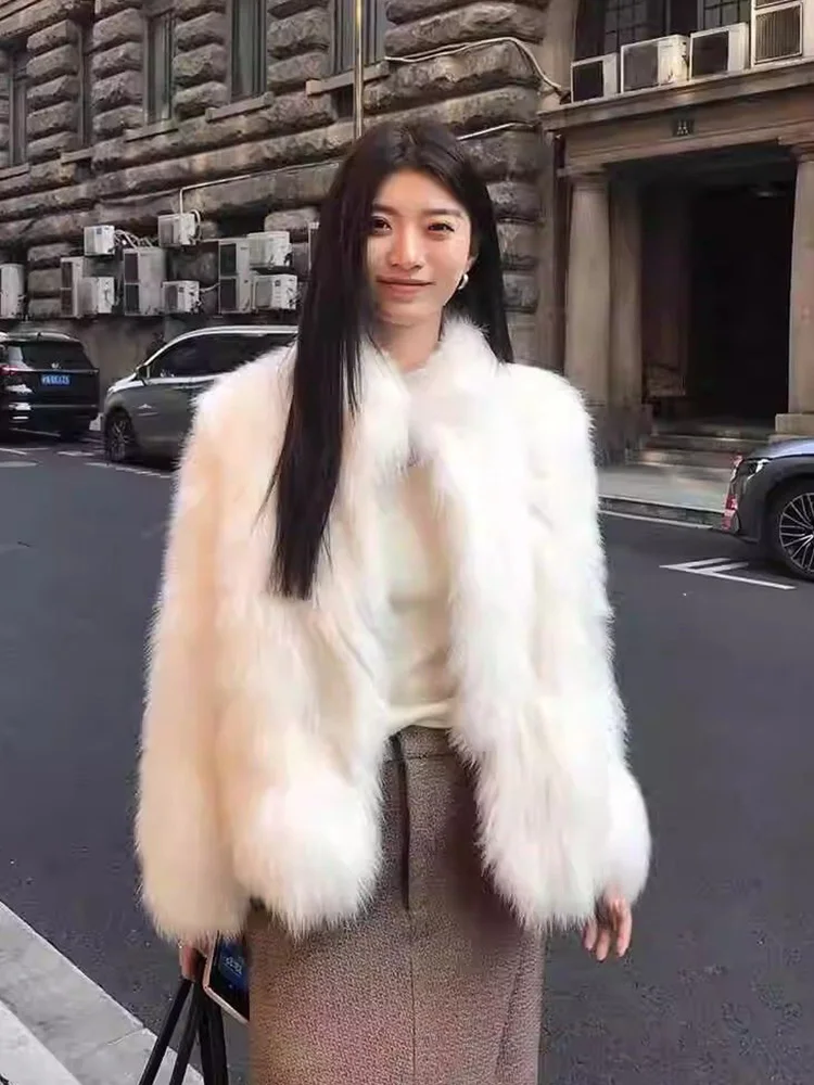 

Милое белое пальто из искусственного меха, женская зимняя модная элегантная куртка с длинным рукавом, повседневная корейская куртка с воротником-стойкой, однотонные шикарные топы из искусственной лисы