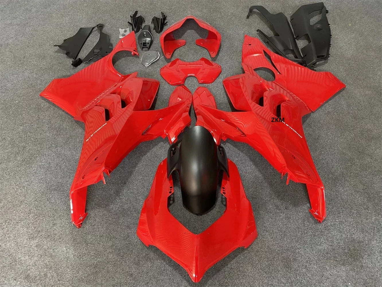 

For Panigale v4 v4s fairing kit 2018 2019 2020 2021 2022 high quality ABS injection body kit red