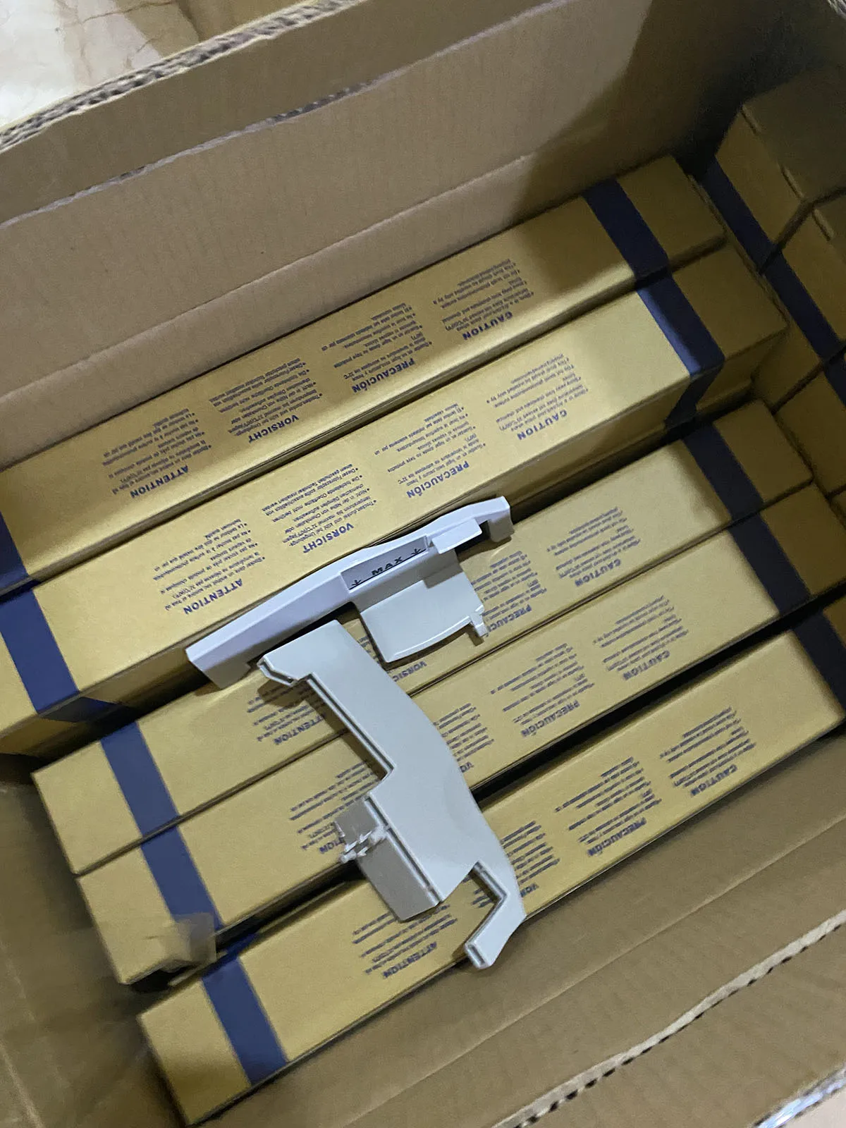 

1set Tray Fifth Guide for Xerox 700 700i 550 560 570 C75 J75 C70 C60 7780 V80 V180 Paper Tray Copier Spare Parts