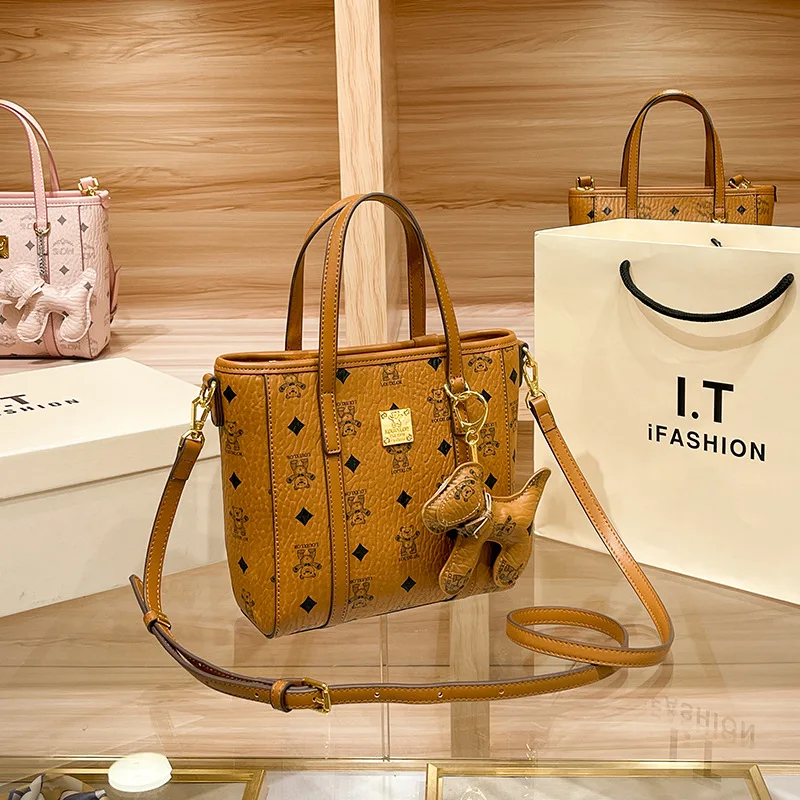 

Уникальная винтажная сумка для подгузников для женщин, роскошная сумка через плечо, дизайнерская минималистичная сумка-тоут с большим объемом, стильная и элегантная.