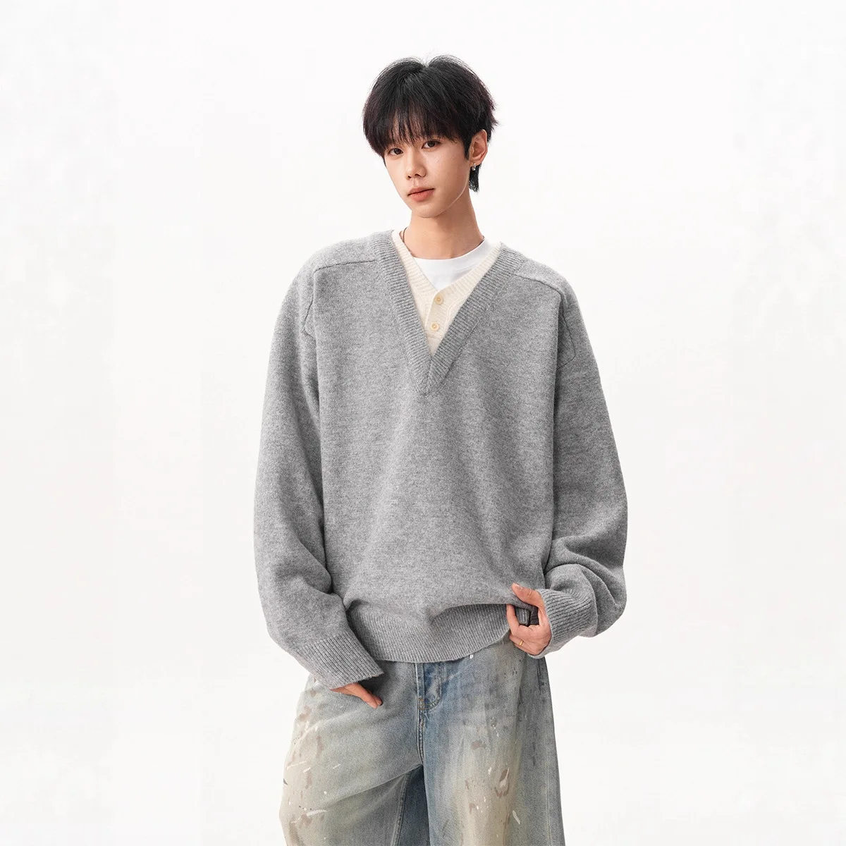 Man Knitting Base Layer 2025 Autumn Winter New Men's Sweater Fake Two Piece V Neck Pullover Loose Long Sleeve Knit Outerwear
