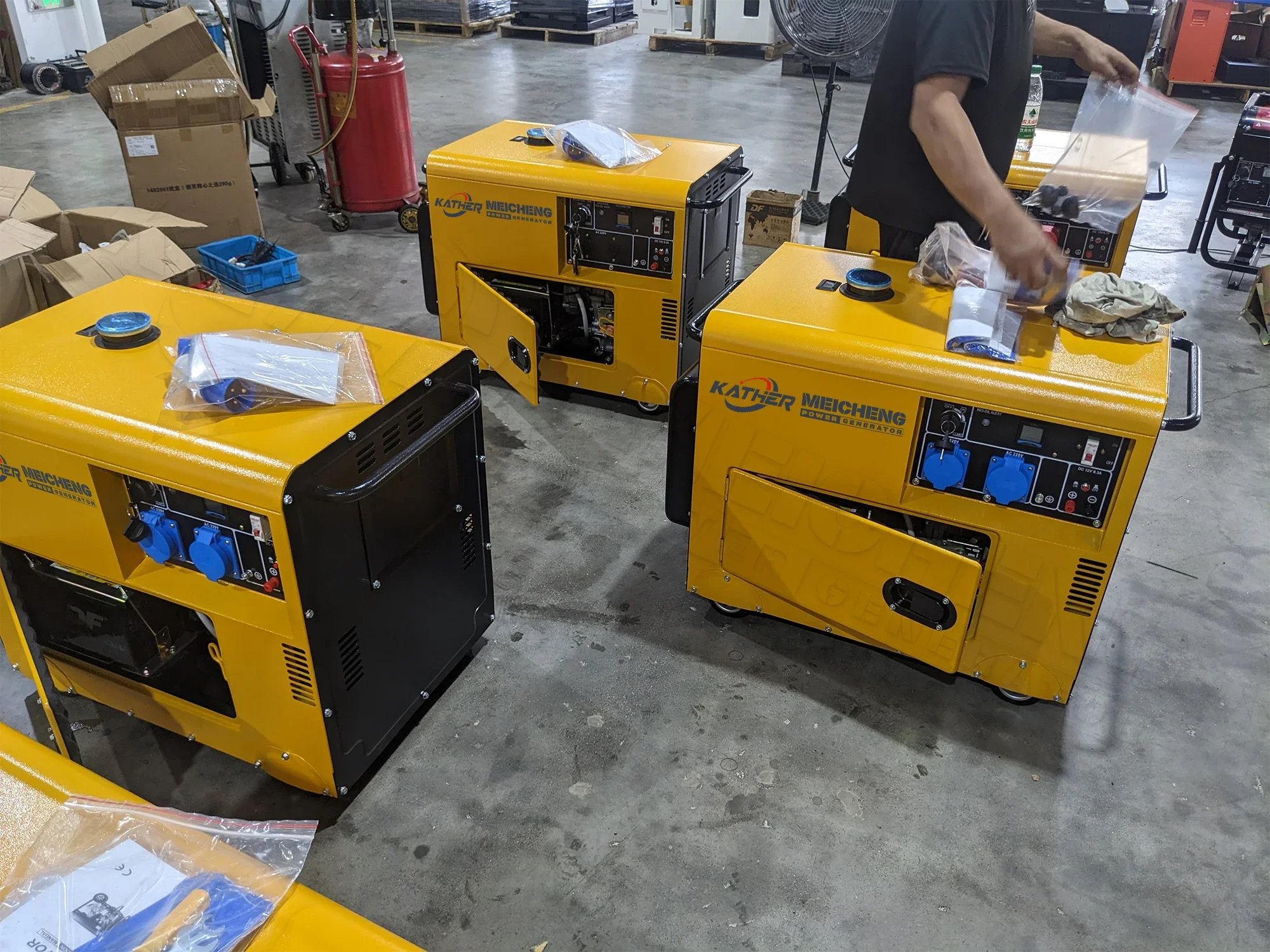 Silent diesel Generator 10kw 10kva Three Phase 15 kw 15kva 20kva 20 kw 50/60HZ Intelligent diesel Electric Generator Low Noise