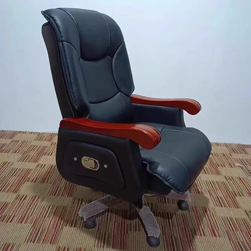 Silla de oficina cómoda Boss, reposabrazos de cuero de 4 ruedas, sillón reclinable moderno de madera maciza, muebles ajustables para el hogar