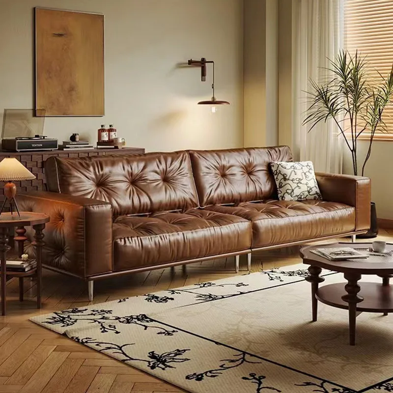 أريكة جلدية بسيطة إيطالية إسكندنافية، أريكة ترفيهية صغيرة لغرفة المعيشة بصف مستقيم